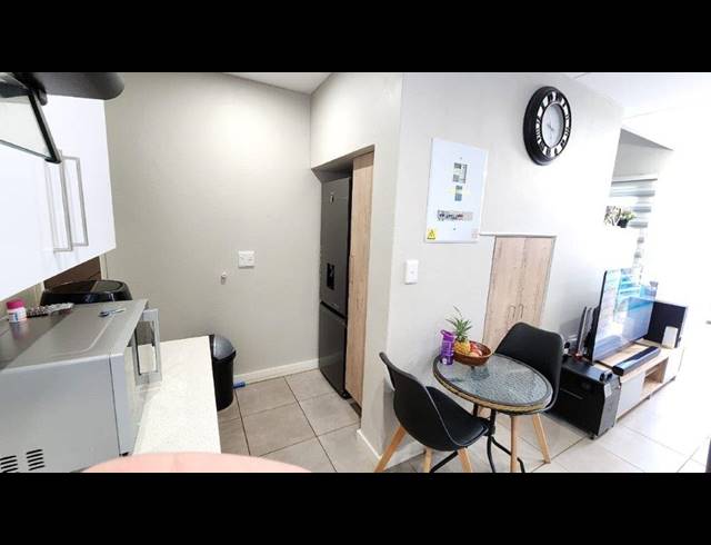 2 BEDROOM HOUSE FOR SALE IN ALBERTSDAL